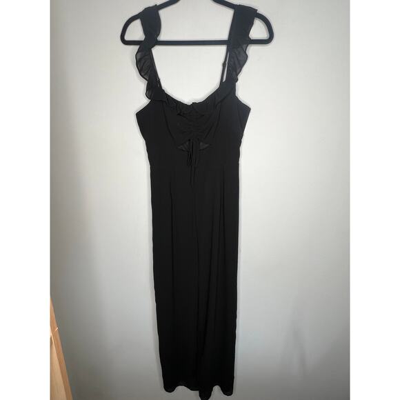 Lulu's Black Ruffle Sleeve Jumpsuit Size M - Picture 2 of 8
